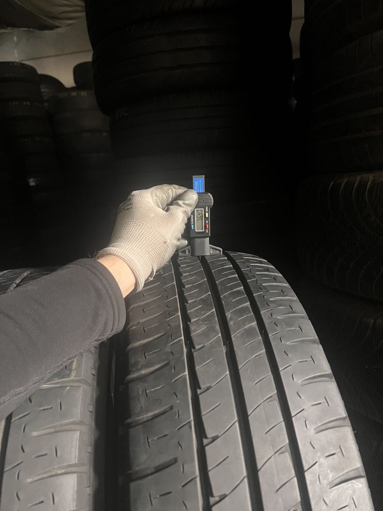 4 anvelope vara 215/60/17 C , Michelin , DOT 2020 !