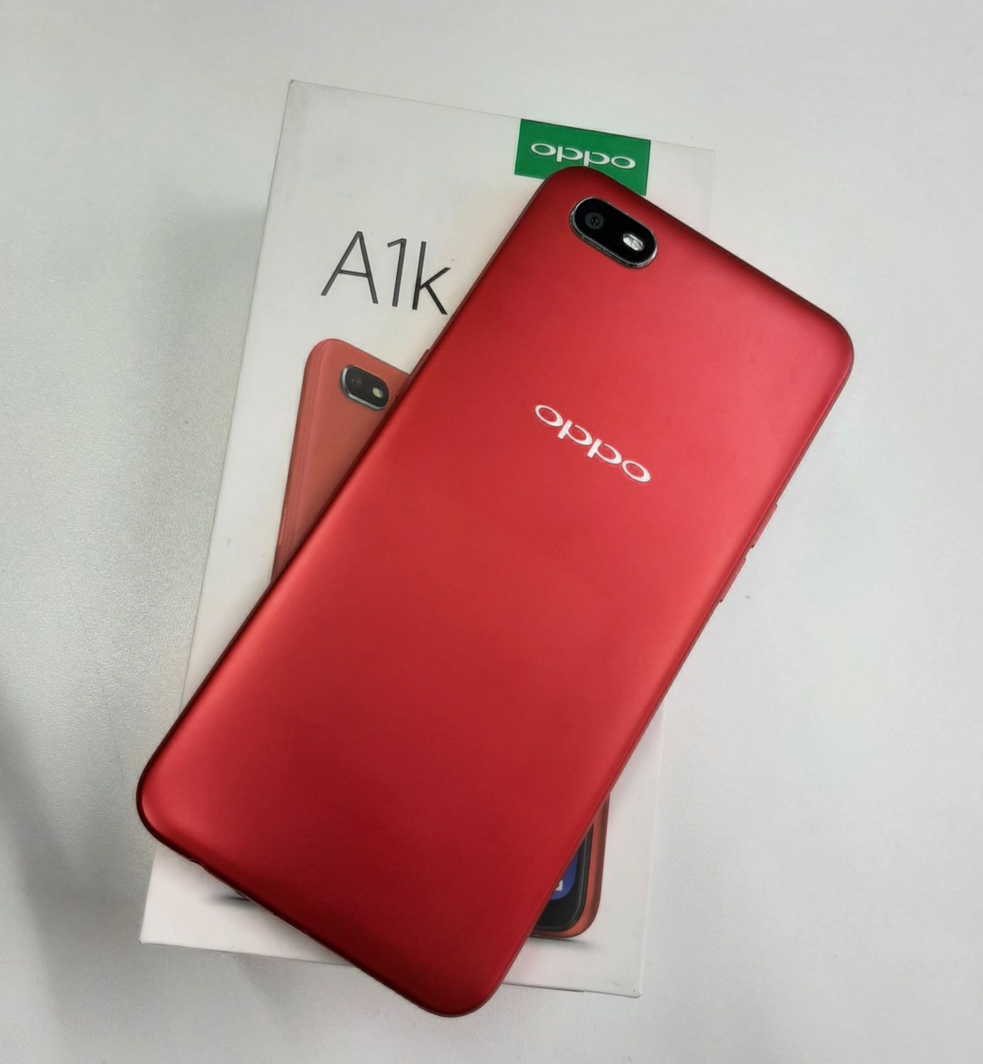 Продам OPPO A1K..