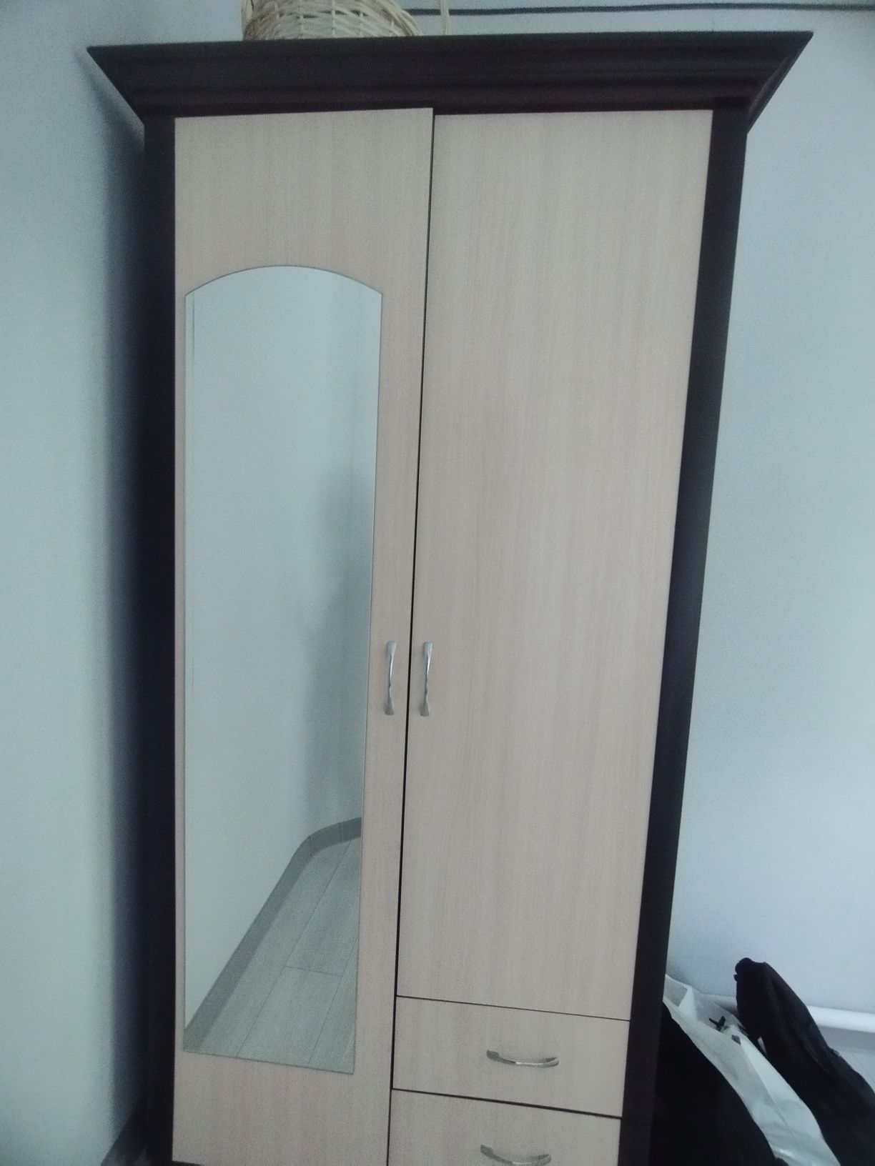 Продам шкаф для одежды