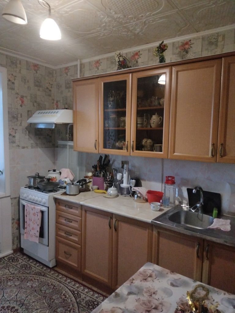 Продается 2х ком.кв.кирпичный дом 4 этаж из 5,  49кв.м