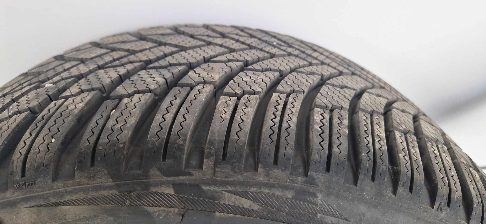 2 бр. Нови Firestone Winterhawk 4
