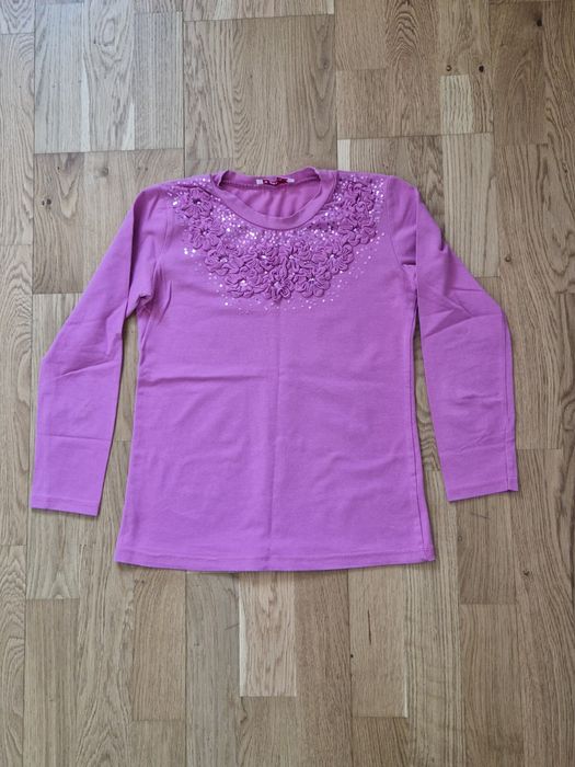 Bluza Bermini roz cu paiete si detalii florale