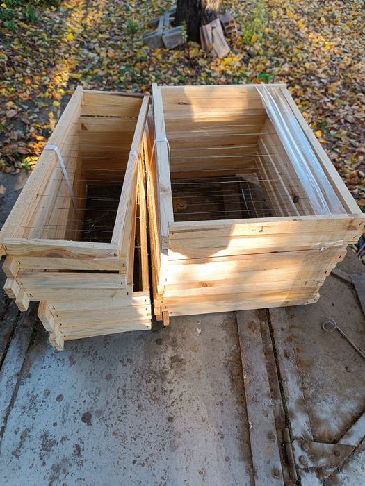 Пчеларски магазинни рамки