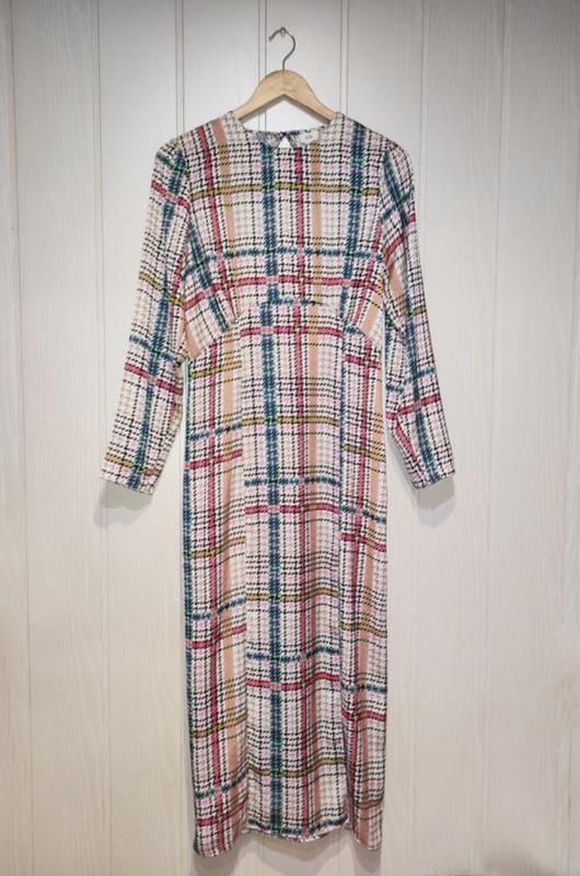 River Island рокля М