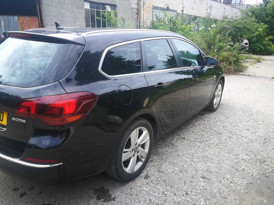 Fata completa / Piese Dezmembrari  Opel Astra J  1.7 CDTI A17DTF