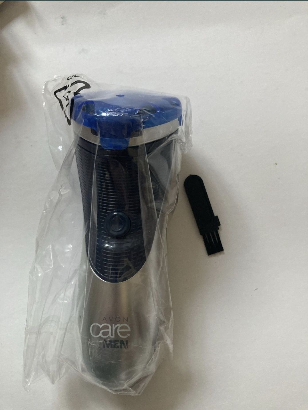 Aparat de ras modern Avon