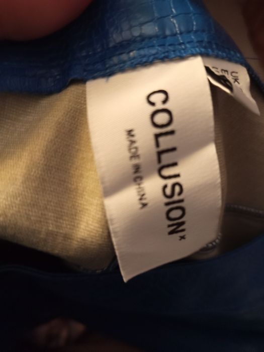 Pantaloni piele albastru