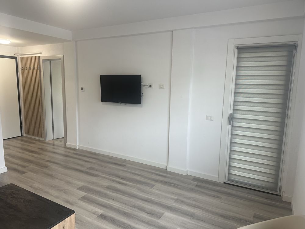 Gasoniera spatioasa 40 mp + balcon+parcare mobilat bloc nou 2021