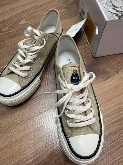 Продам кеды новые оригинал