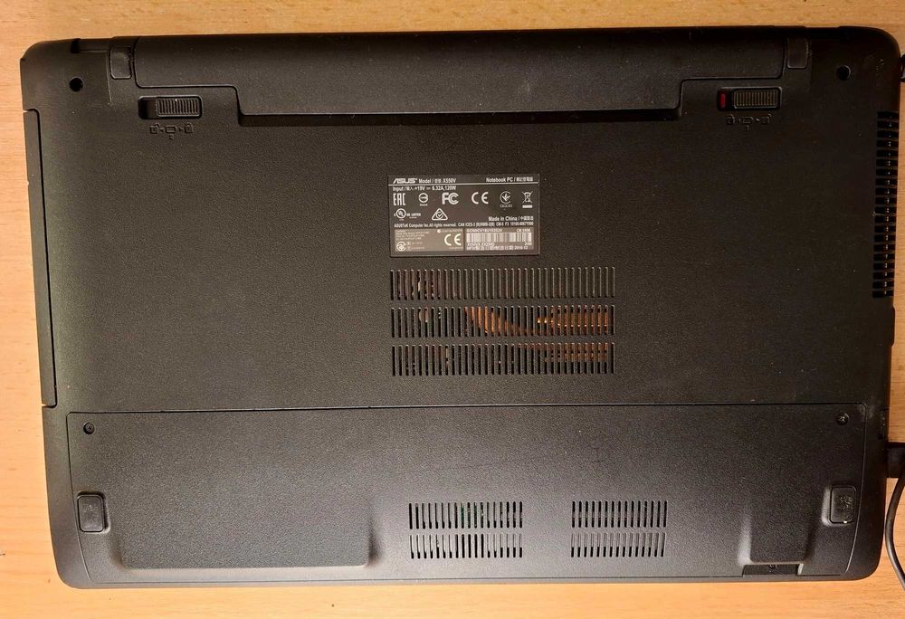 Laptop gaming Asus 16" i7, 12GB RAM, GTX950m, SSD 1000GB, 130W,x550vx