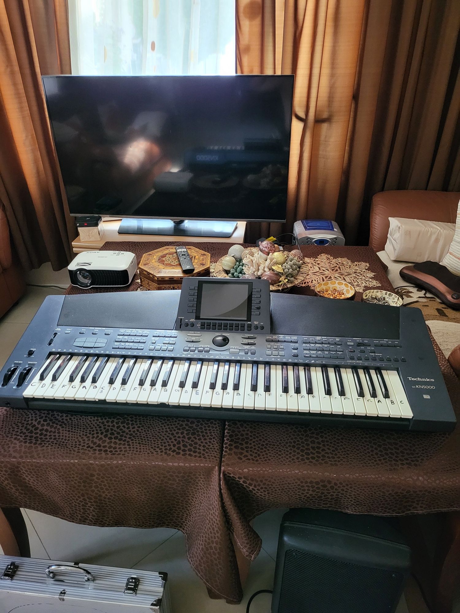 Technics  sx-KN 5000 midi