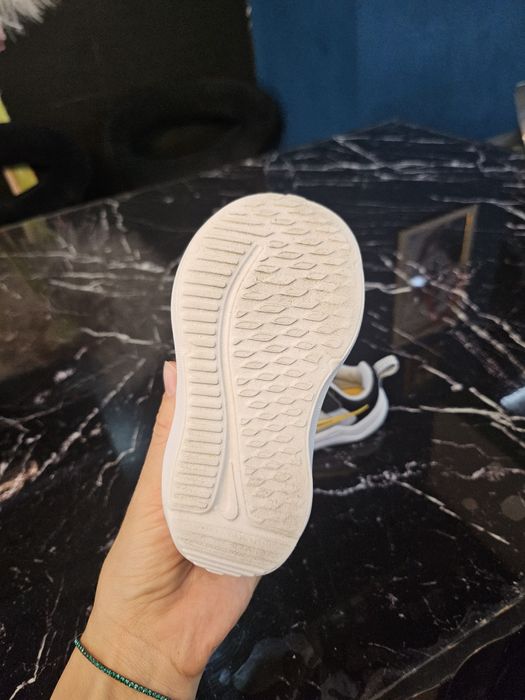 Бебешки маратонки nike