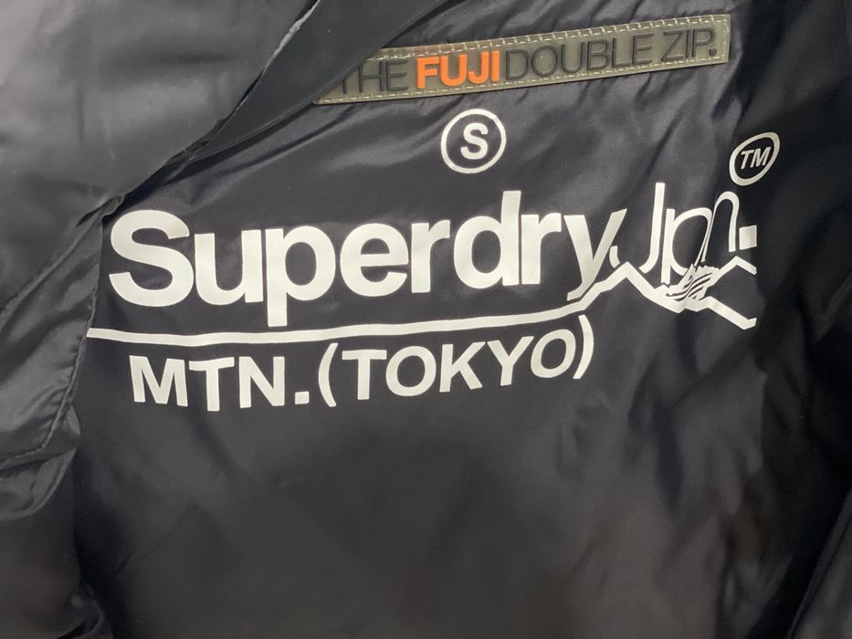 Geaca SuperDry pentru femei, marimea S
