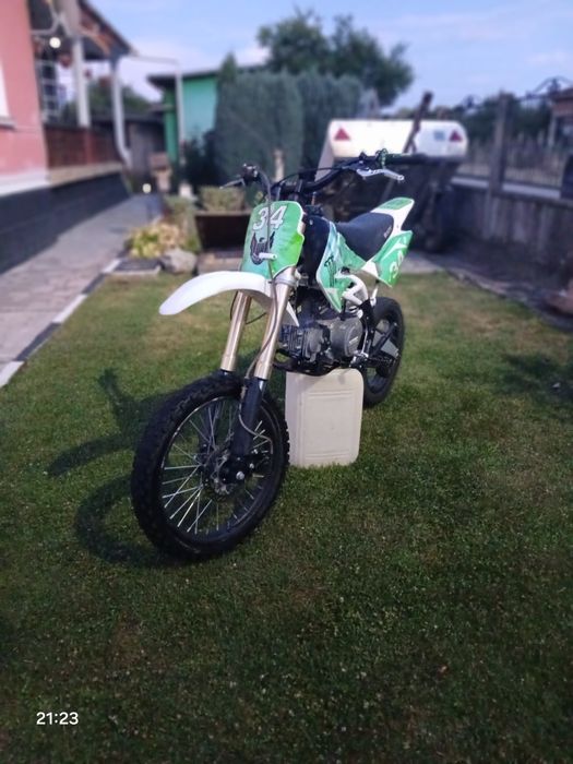 Продава се косов мотор 125 кобика