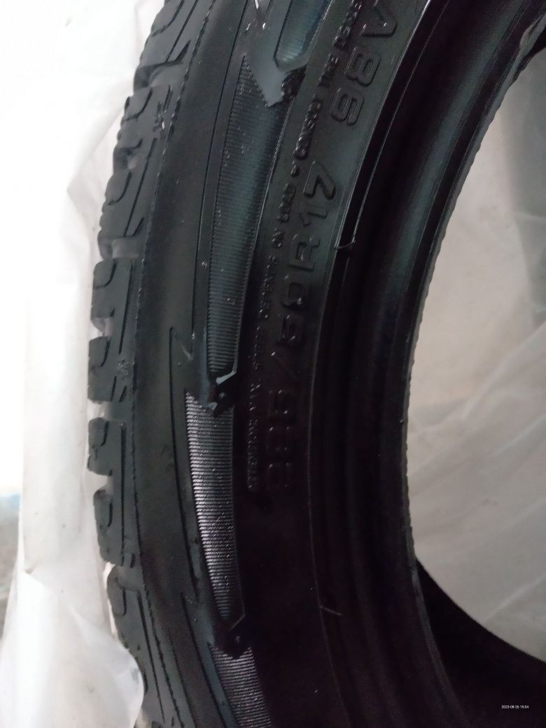 Продавам 4броя зимни гуми Goodyear 225/50 R17