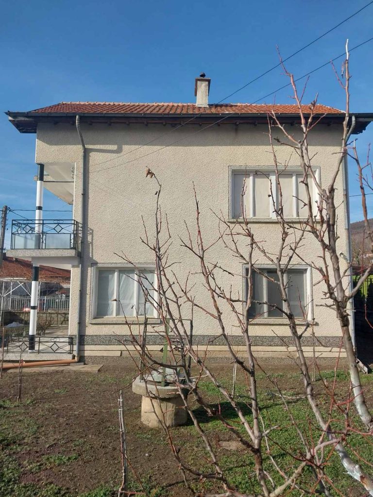 Продава се Къща в Мъглиж - 255 кв.м за 589 €/кв.м - Снимка #2