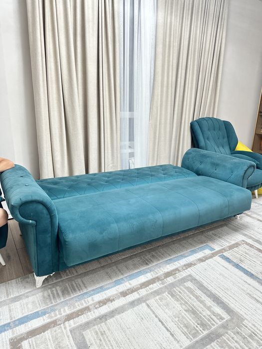 Диван и два кресла