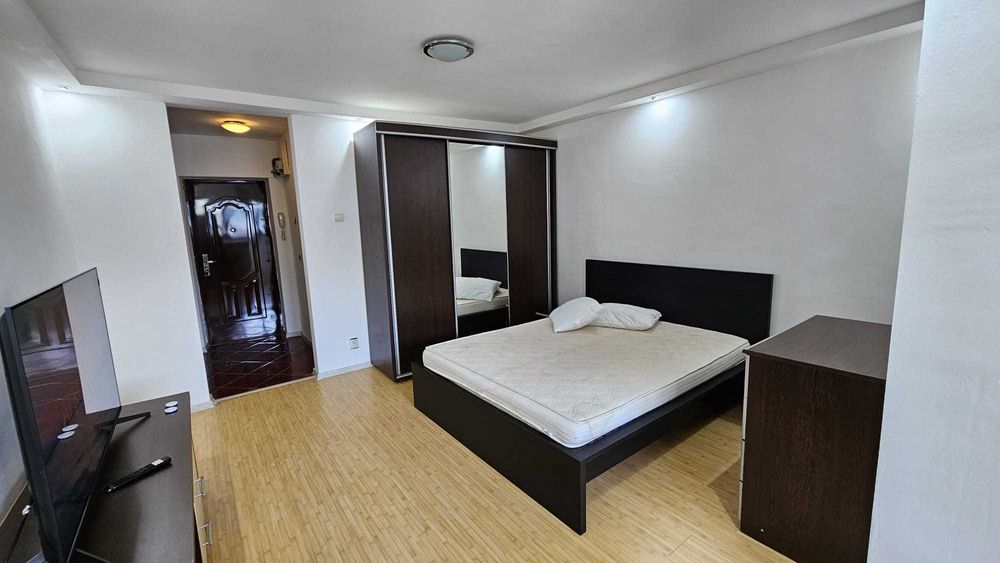 Inchiriez Garsoniera in Tei, spatioasa si complet utilata, proprietar