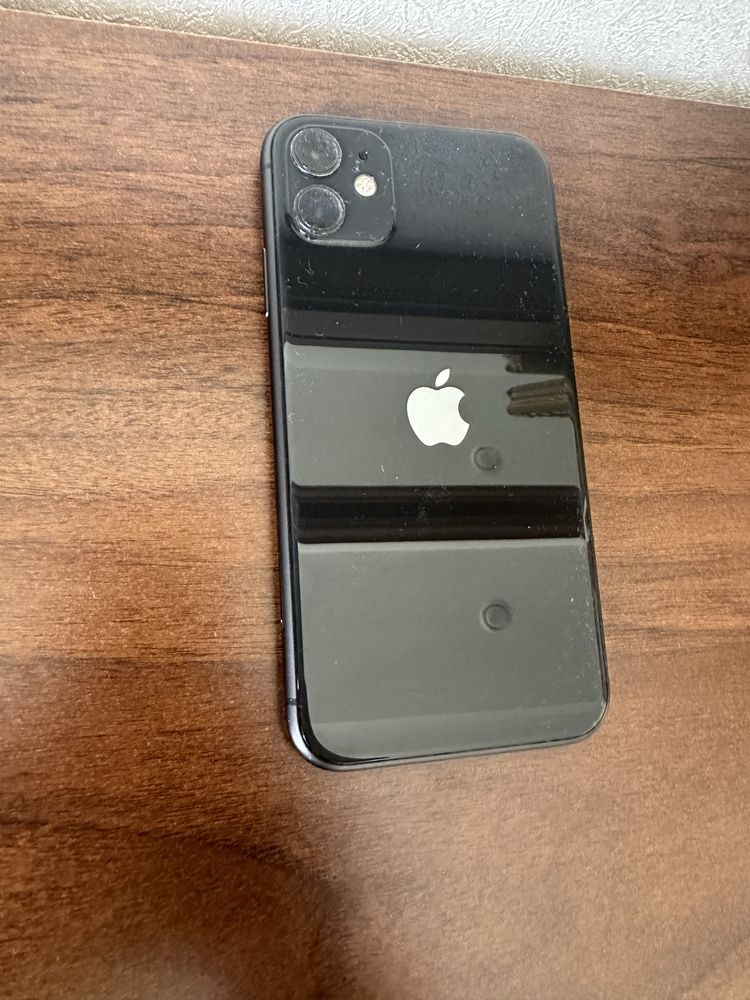 IPhone 11 акк 75%