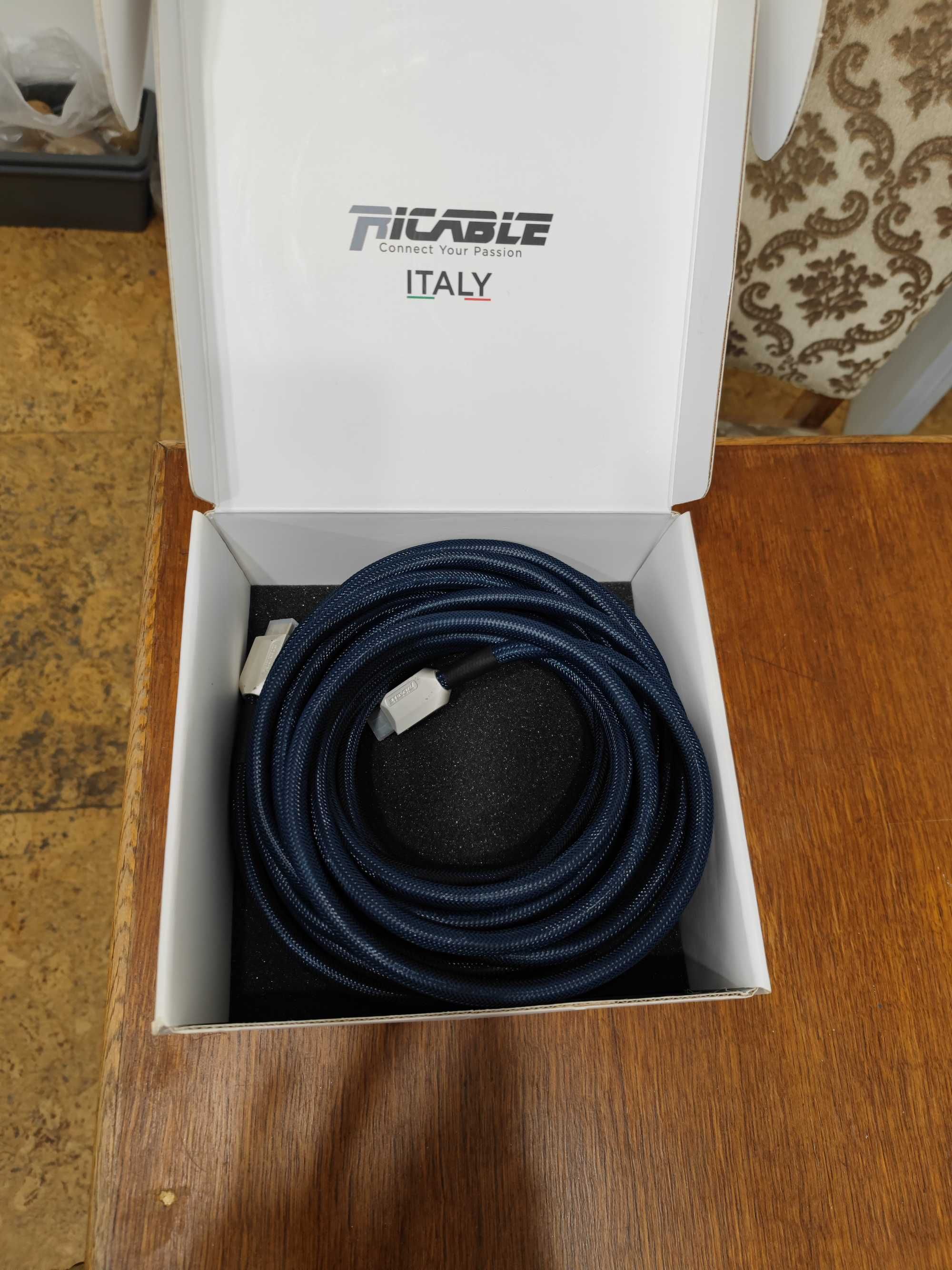 Висококачествен кабел HDMI AL SUPREME 2.0  Digital video cable Italy