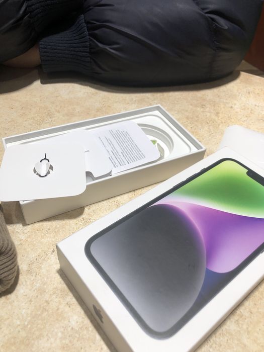 Iphone 14  128gб