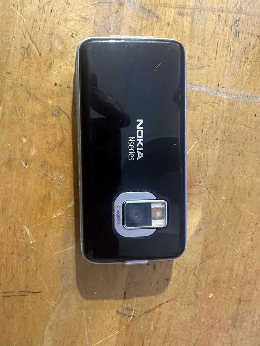 telefon Nokia n81