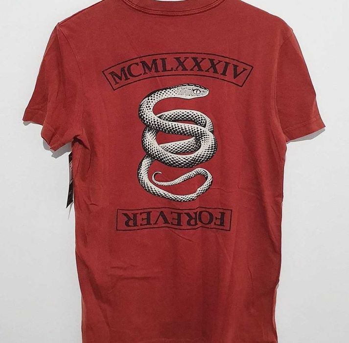 Нови тениски Element, Doomsday Society, Powell Peralta, RVCA