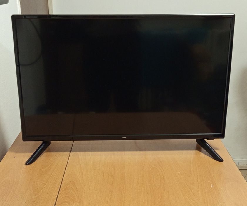Vând Televizor LED NEI , 71 cm 28 Inch,HD