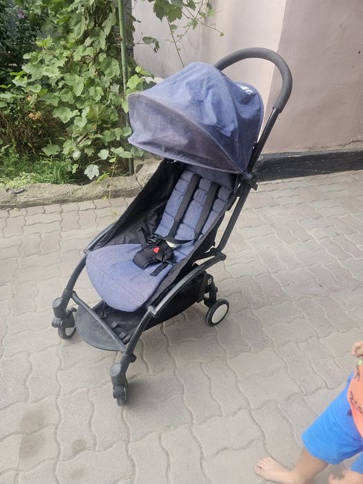 Коляска прогулочная.