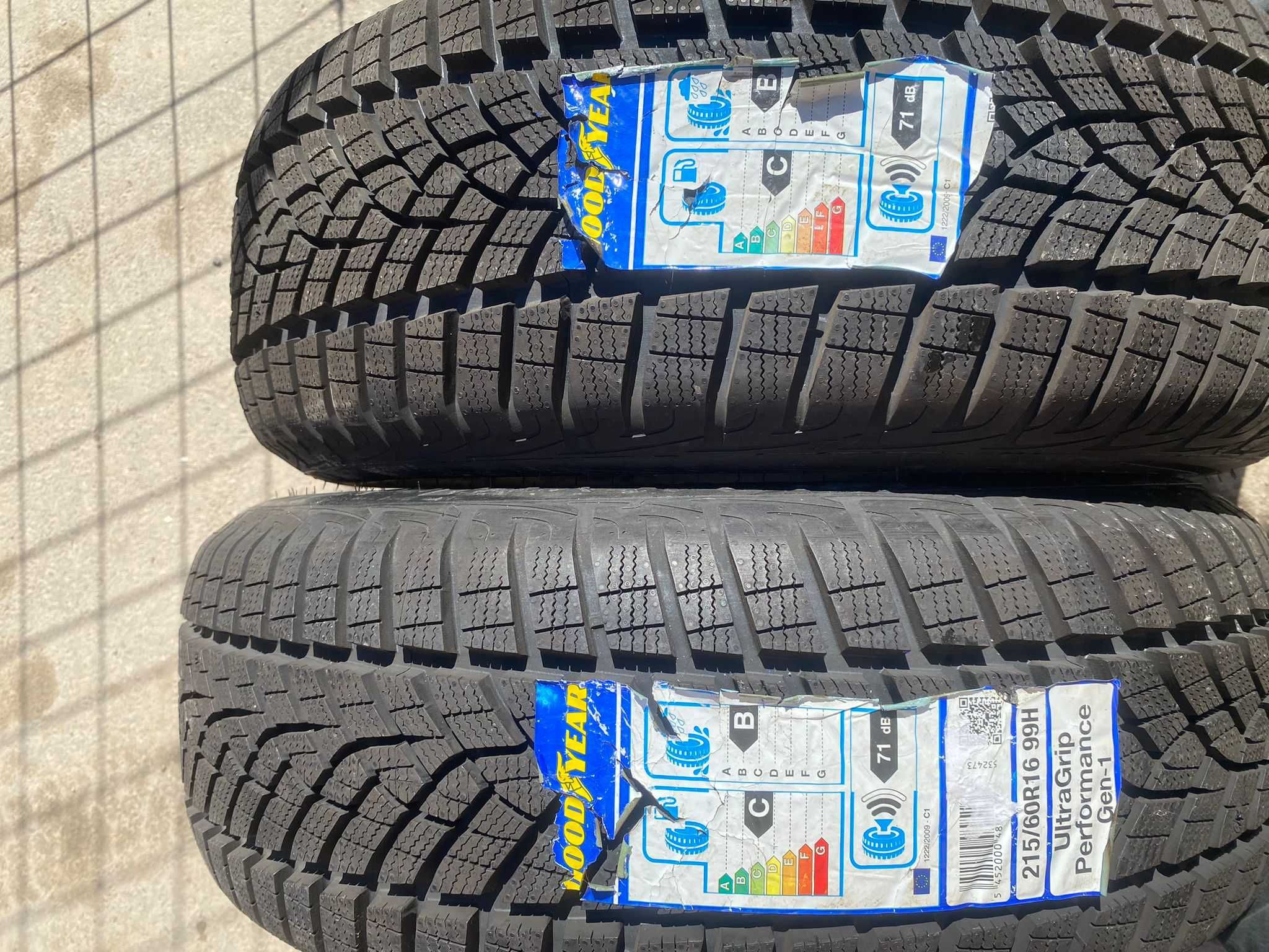 Anvelope noi de iarna 215/60R16 GOODYEAR