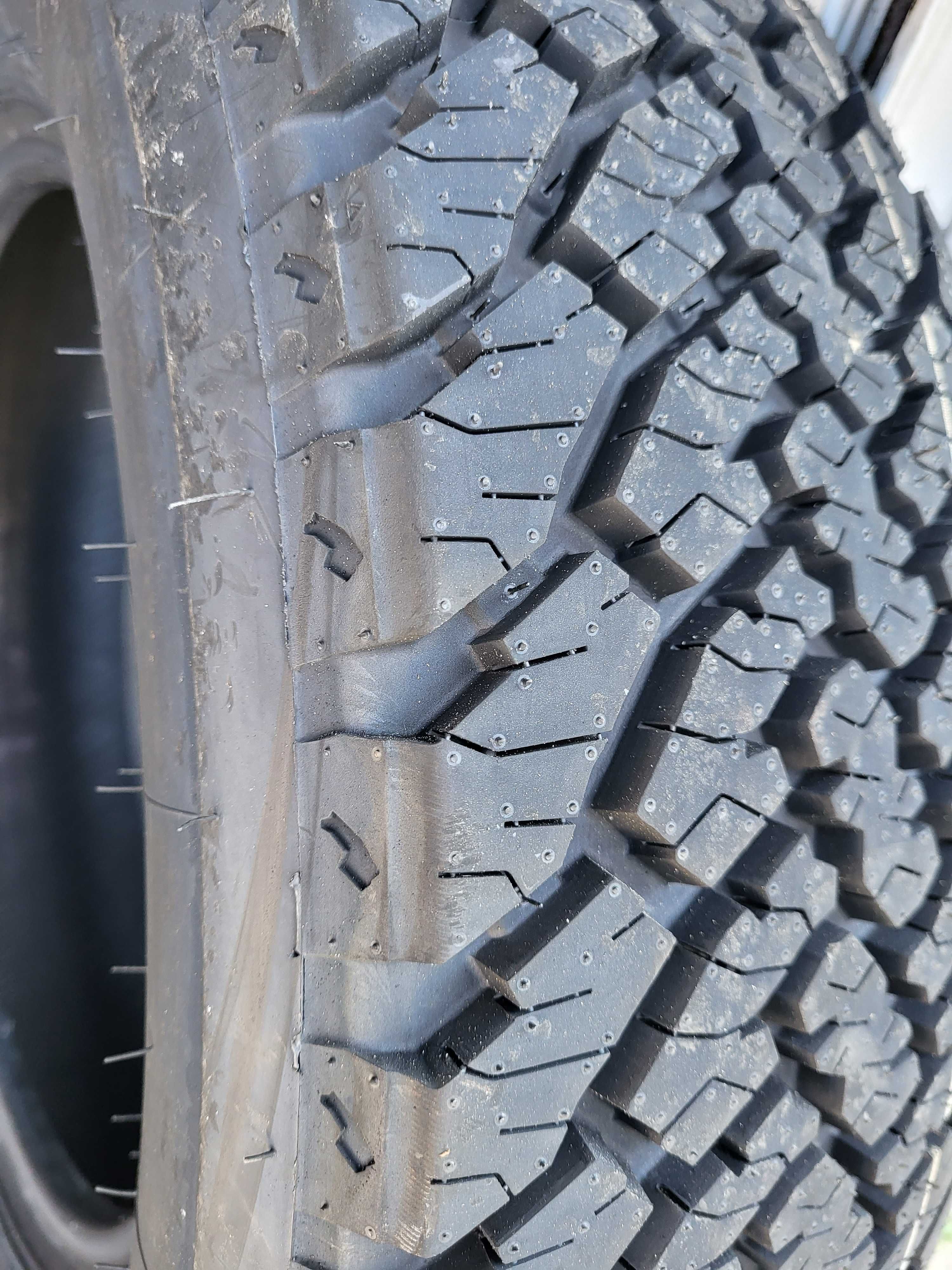 Vand anvelope noi all season, all terrain  225/65 R17 Gripmax M+S