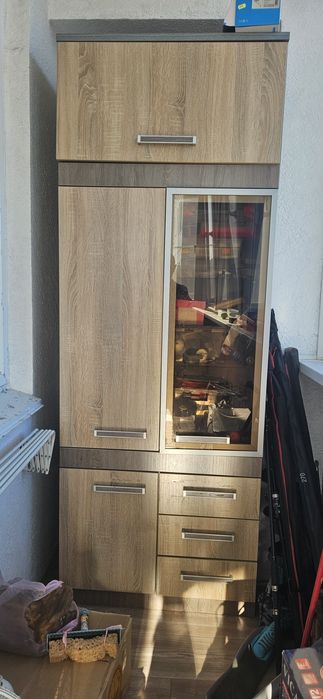 Шкаф для гостиной,кухни