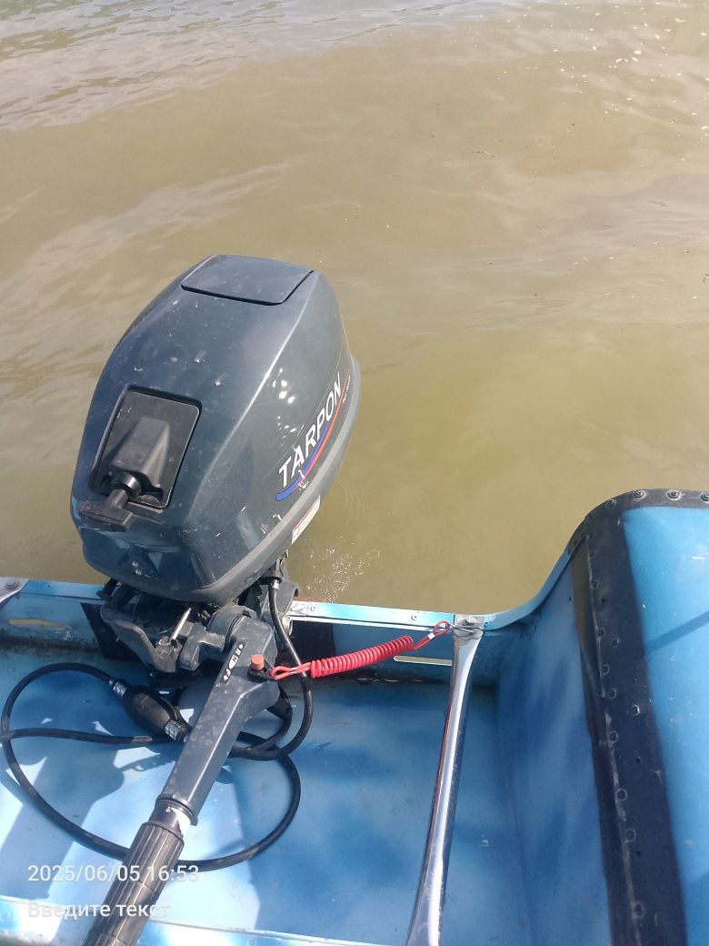 Voronis matori qayiq suvda ishlab turibdi holati yaxshi 3500$