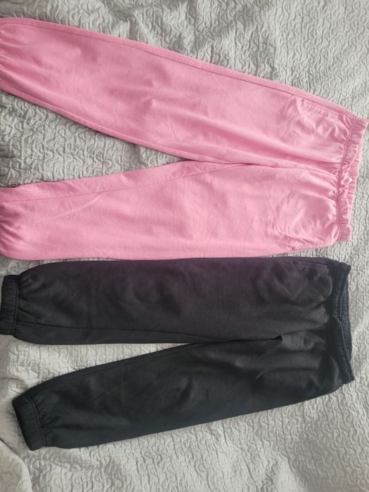 2 perechi Pantaloni de trening marime L