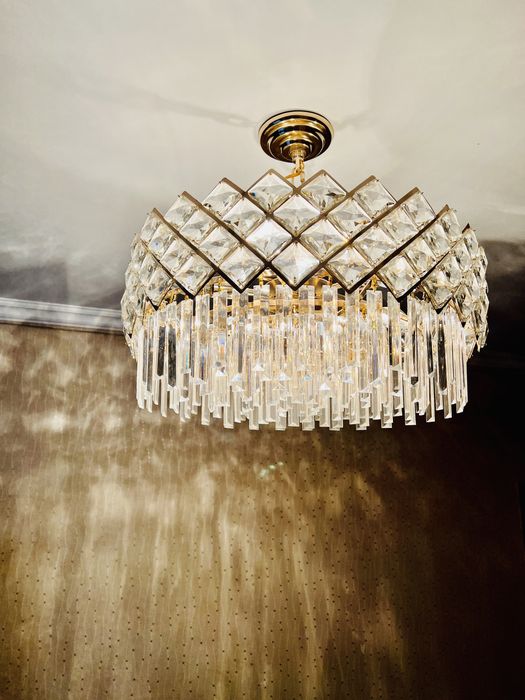 Люстра хорошем состояние почти новый большой красивый