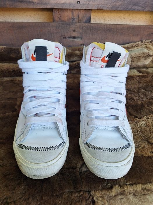 Pantofi - Nike Blazer Mid 77 Jumbo
Nike
Blazer Mid '77 Jumbo "White H