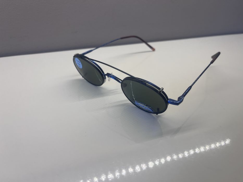 Rama de ochelari cu protectie solara