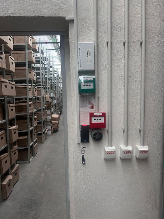 Hala Industriala de vânzare