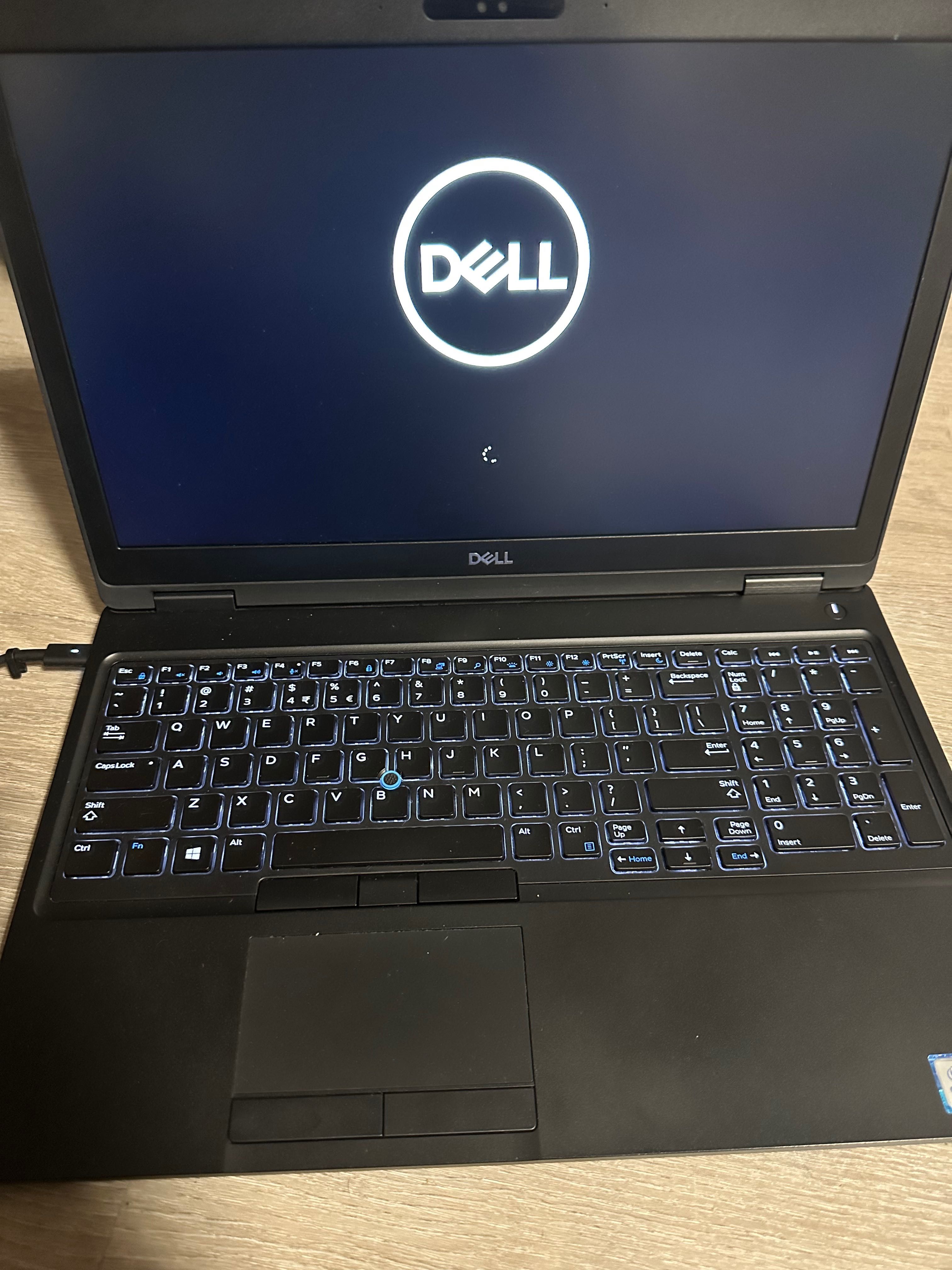 Лаптоп Dell Latitude 5591