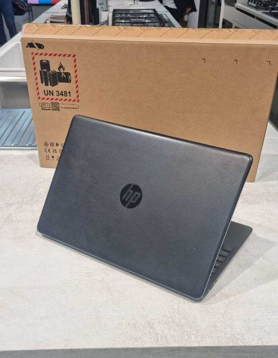 HP laptop 255 i5-1135g7/DDR4 8GB/SSD NVME 256GB/15'6 FHD TN