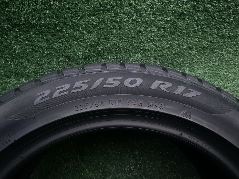Set 2 anvelope Iarnă Pirelli SottoZero3 Winter 225 50 R17 94H DOT 4618