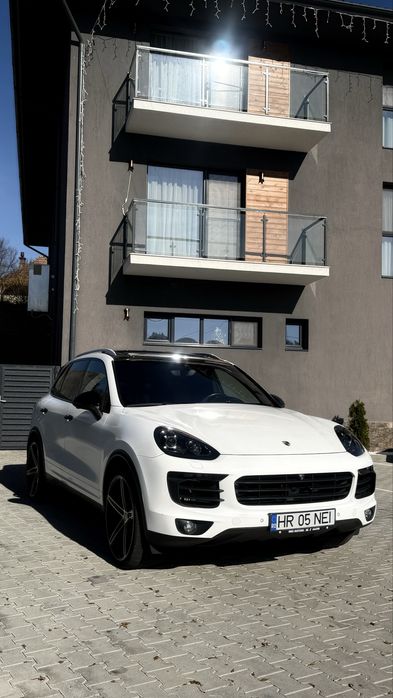 Porsche  cayenne 2017