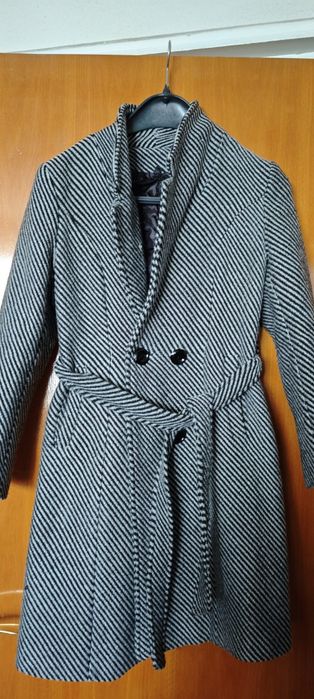Palton cambrat cu cordon in talie, marime 36-38