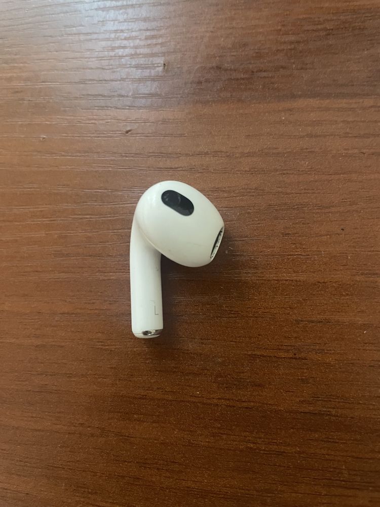 Наушник левый Airpods