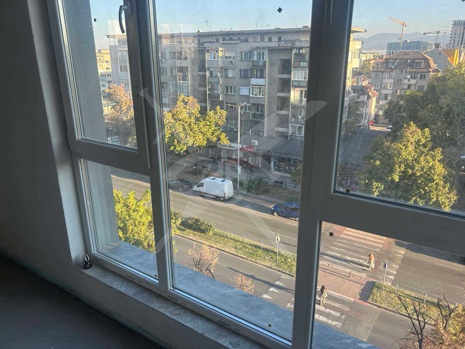 Продава се Тристаен апартамент в Пловдив, Център - 147 кв.м за 2109 €/кв.м - Снимка #3