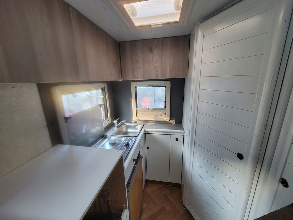 Autorulota Mercedes mb 100