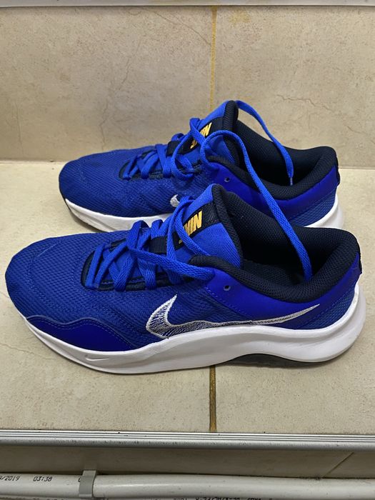 Маратонки Nike 40 размер