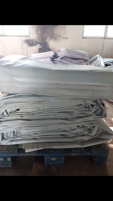 Prelate impermeabile laminate 440 g densitate