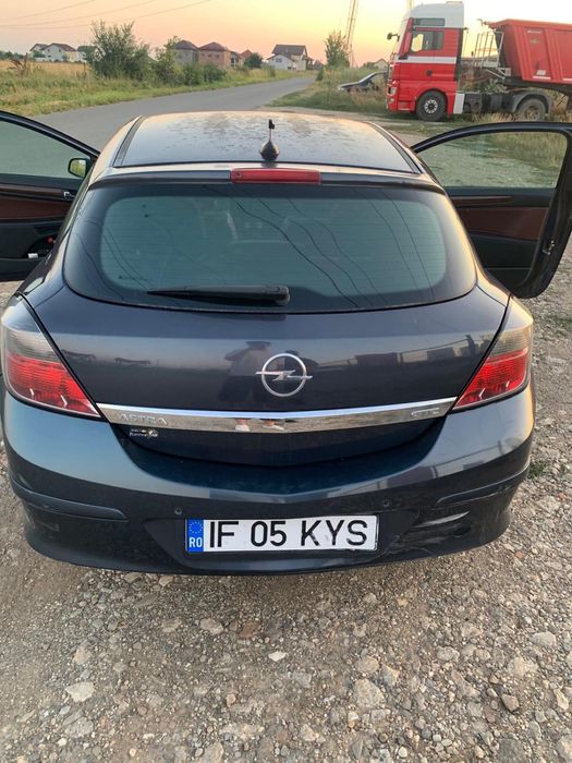 Opel Astra H GTC 1.6 benzină – 2007 – Full Option
