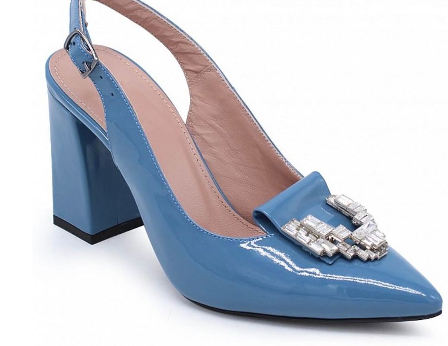 Елегантни обувки с ест. лак